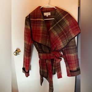 Small, wrap coat, fall pattern, size small